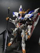 万代高达模型 HG 1/144 铁血的奥尔芬斯孤儿团巴巴托斯